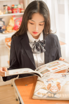 办公桌花心插的深